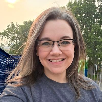 Christian Romance writer, rep: @swj_thewriter . Vintage Enthusiast. History Buff. GB Packers Fan.
(No DMs)