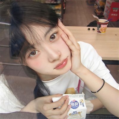 nFU6pdAg5L7aJ's profile picture. 