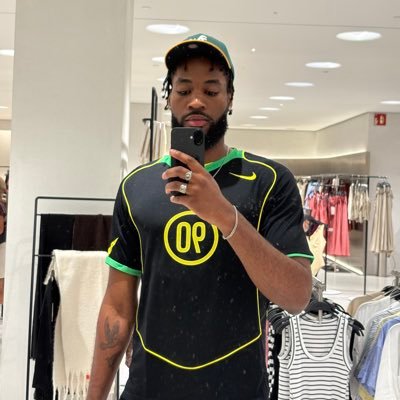 rmacBdg's profile picture. 🦙