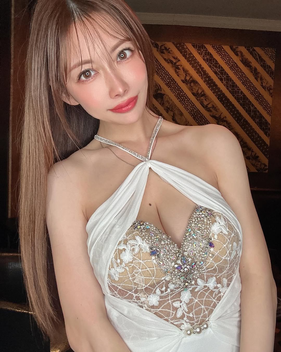 After being single for a long time, I feel lonely and want to find someone to accompany me and fall in love.