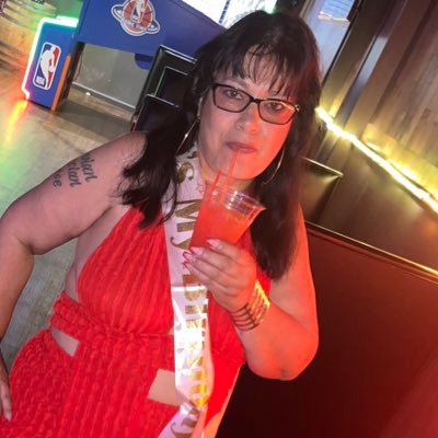 MaryMontes96806's profile picture. Me Myself &  WEPPA!!
