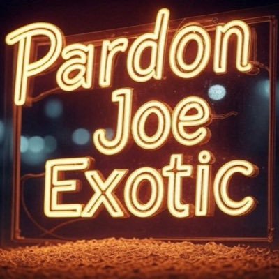 PwogWhale's profile picture. Purple is the new green.