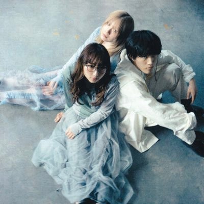 京都 スリーピースバンド。Gt.Vo.よしだ@crazybluesyo03/Ba.ゆづき @__yz_cra/Dr.じげん access:crazyblues0829@gmail.com