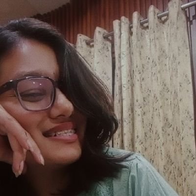 Divii1201's profile picture. 