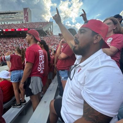 Husband. Father. Sports Fanatic. #BoomerSooner #ThunderUp #BravesCountry #DaBears #mnwild