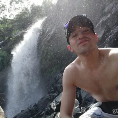 Sencillo descomplicado lo malo es querer ayudar y salir mal librado
Fontibón activo. Cultura bici, 🇨🇴