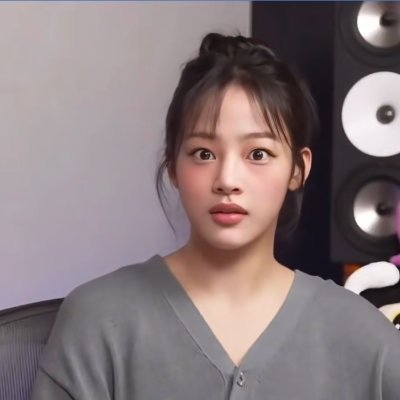 she/her
Minji is a goddess
#FREEMHDHH 💙🩷💛💚💜 🐰
Realista since birth | Oyarzabal my love