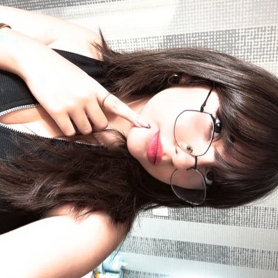 milariamalencia's profile picture. منم نمیدونم والا