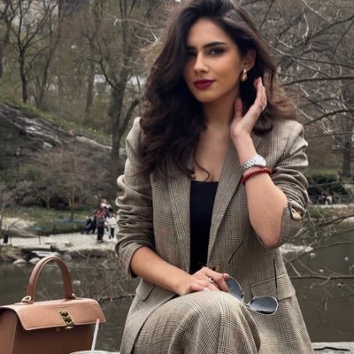 AlenaDebor6879's profile picture. your future is in your hands 🇩🇿🗽🇺🇸