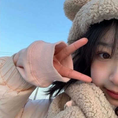 uVAaKP1P6bp8H's profile picture. 
