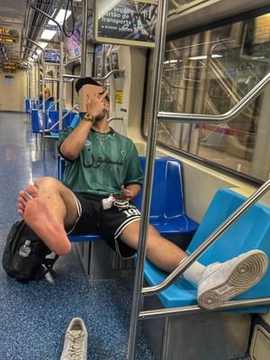 🇧🇷 CASHMASTER Huge feet Size 14👟 23y | 1,88 | Brutal Domination | #Findom PayPal LivePix | Custom Videos & Calls | Training | DMs Open 💸