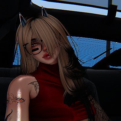 |18+||Age˸ 27|| 5'2|
| Pansexual|
|Single|
|NSFW/SFW content-collabs open |
|https://t.co/ZXtmCpofC9|