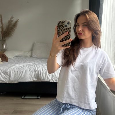 21 y/o • €15 tribute • alleen online https://t.co/VAkPlMZQfc - kwaliteit over kwantiteit