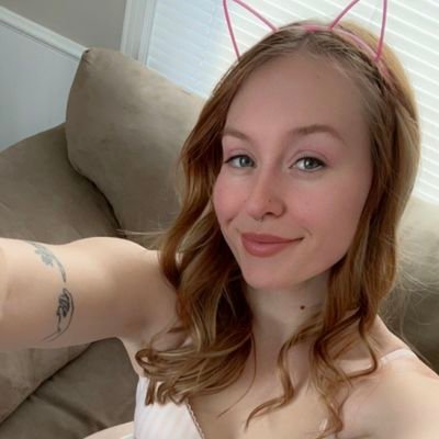 MADELYN686's profile picture. 🍆🍑💜