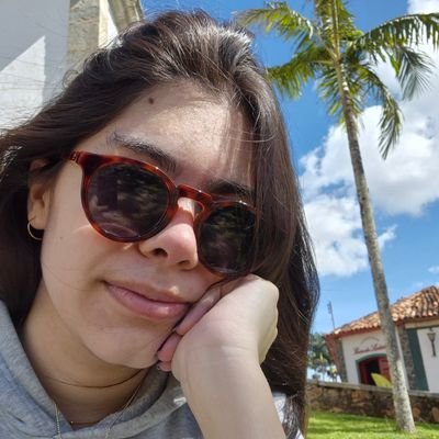 Uma quase jornalista comentando Fórmula 1 e outras coisas que passarem pela cabeça.
Contato: biancagmartinsm@gmail.com