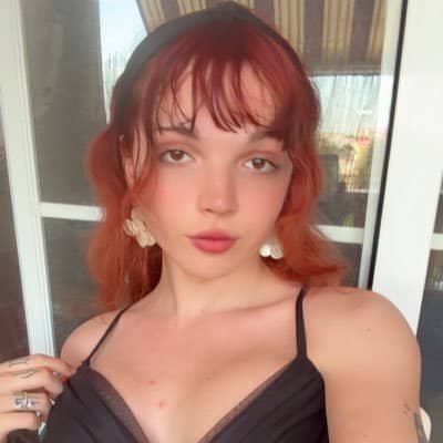 25yo trans girl 🏳️⚧️🔞 kinky goth girl and a bit nerdy something 🥺 Follow my SFW account.