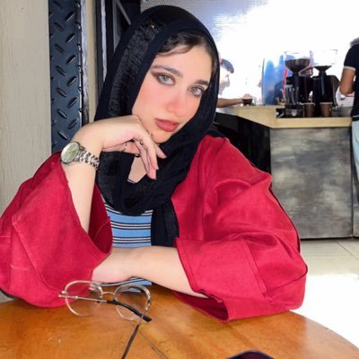 (Yomna Ibrahim) 22 death with dignity is better than life with humiliation ❗❗ God bless me