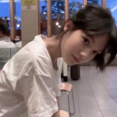 3Nx09DWuw498oY's profile picture. 
