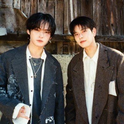 do not follow, interact, repost, or reupload • embedding okay • fan account • 🔕