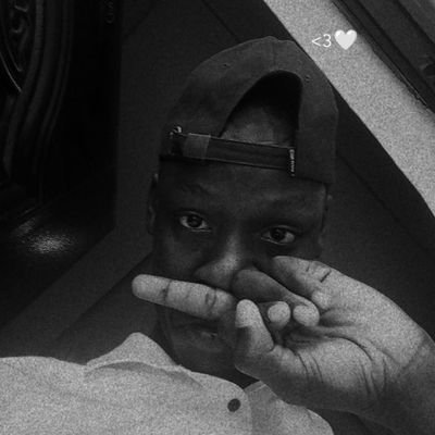 🇳🇬🇸🇦🇮🇳
Fasbeer sabran Jameelah 🤍💐
Introvert👽 Jovial 🥰
Foodie🍲 Influencer 🖤
Graphics Designer🖥️