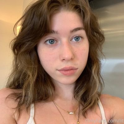 kiarahicks09's profile picture. Dms open, lips sealed. you know what? I'm here for you ❤