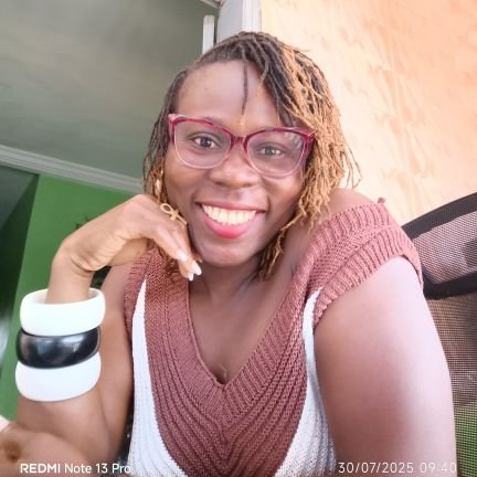 Feministe/manager de projet/programme de dƩveloppement humanitaire