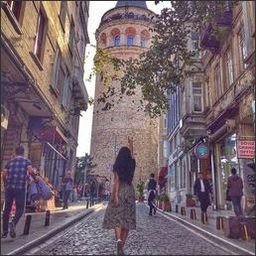 🌍 Exploring the world, one tweet at a time.