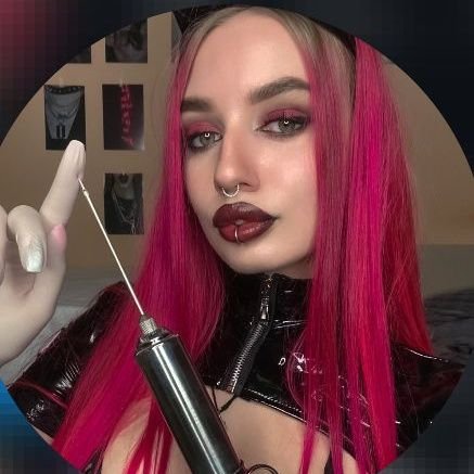 🤡Witch
🔌🔮♌I like leather style and
🖤medical gloves
👿My TikTok secret account