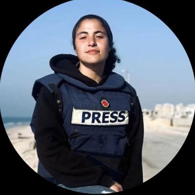 FilmMaker, Traveler and a Dreamer. 8’ Gaza,Palestine. 🎥