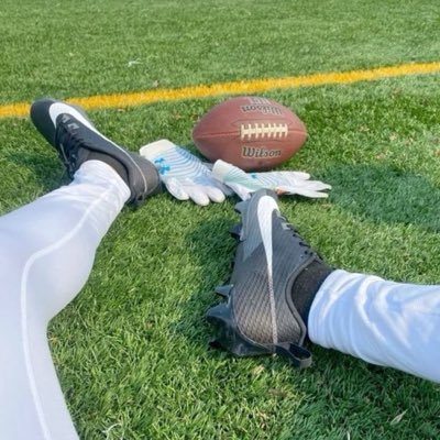 C/O 31’ | 🏈RB #3 | MS-@DeerCreekFB | DCMS |5’8| |163lbs| Email: elijahmarlow391@gmail.com