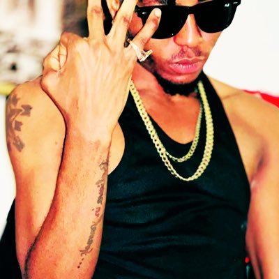 LekzzyOla's profile picture. N E W E R A LOADING… https://t.co/31UNhgx3tL