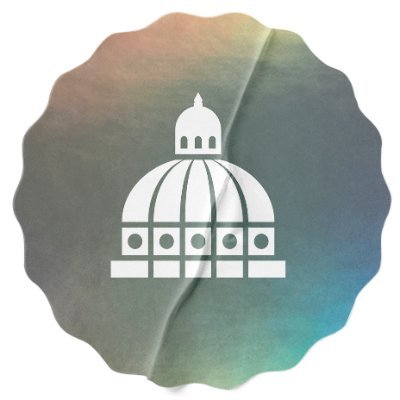 Casa de #teatro y #estudios en Madrid que aspira a incidir en la vida social y cultural a través de la #poesía de la #escena.