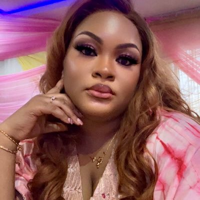 Beautypreneur 👄 || Don Jazzy💕||Reality TV Lover || Coffee Addict☕️ || Cold Stone🍦|| Matthew 6:33.