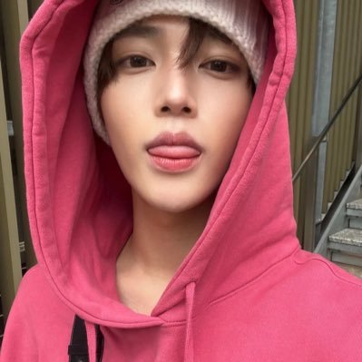 hanluv_'s profile picture. 너는 나의 문학 #한음