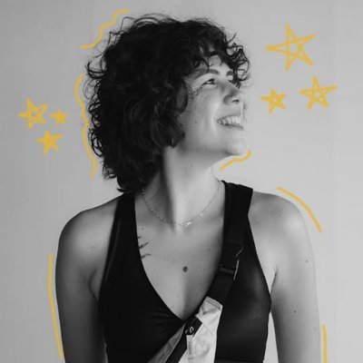 meu maior talento é fazer qualquer conversa ser sobre Paramore ou Doctor Who • emo • flamenguista • 28 • demiaroace genderfluid bissexual • qualquer pronome
