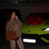 Nina J (@nina_junia_) 's Twitter Profile