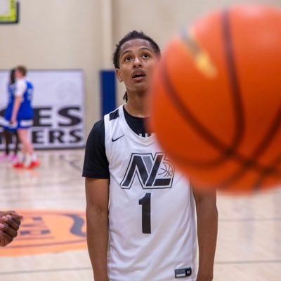 6’1 • Seton Hall Prep ’28 • PG • NY Lightning •IG:Infinite7amenra