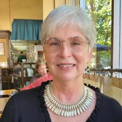 Clara196668's profile picture. I'm a $202 mega million lottery winner in Edison,NJ I'm so blessed so I'll be giving away $5000 to my first 2.5k followers 💯 Greatful & blessed! 🙏