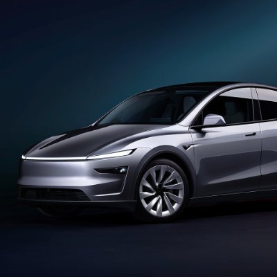 milanlazov's profile picture. ⚡