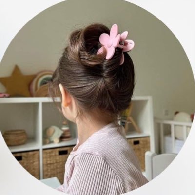 Mxx67xx's profile picture. أكتب ما يروق لروحي، وأمشي بأثر يُشكر فيه من رباك ..