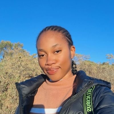 IG: @shnowieee 
I'm just a hot mom 🫦