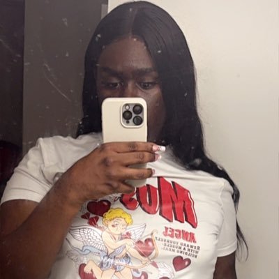 BBW Trans Queen | Feet & 💦 😏 | DM for business only 😘 IG : cocofromatlanta I Yo in DMs = BLOCKED