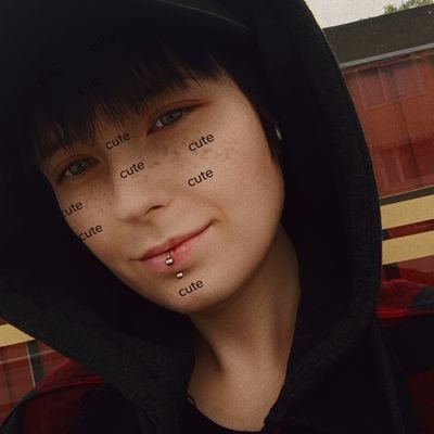 Akki_Chani's profile picture. slowly finding my people💕
They/Them - 25