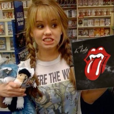 AkgotdatGDT's profile picture. I love chicken sandwiches