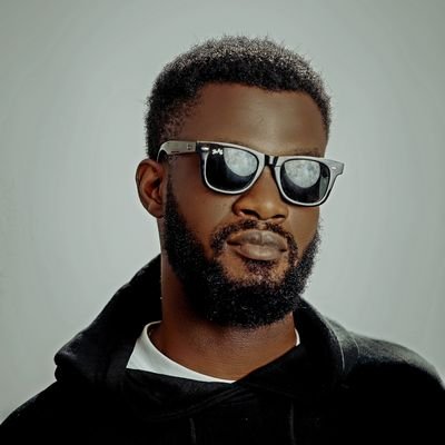 Olamiposiben's profile picture. A creative director 🏜🎬