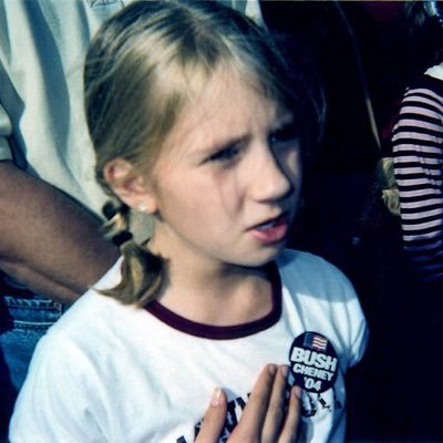 writer podcaster girl @dontwastepod | better on tik tok