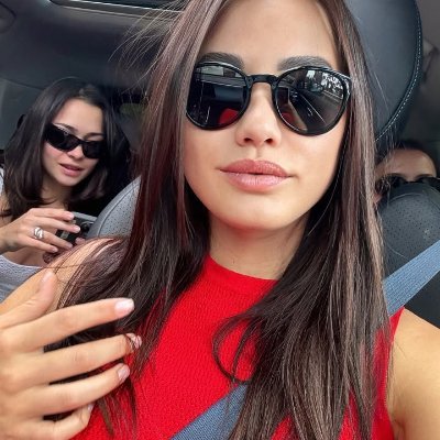 TweetsEKA's profile picture. Smile, love, laugh