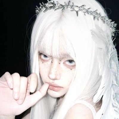 #CHUEILIYU #CHENKAIWEN
resident of #scissorcity
kpop multistan & drag race watcher
š”š£šš„š„šŖ ššš£šš¤ šššš š”š£šš„š„šŖ šš šŖš¤ šššš ššā ā