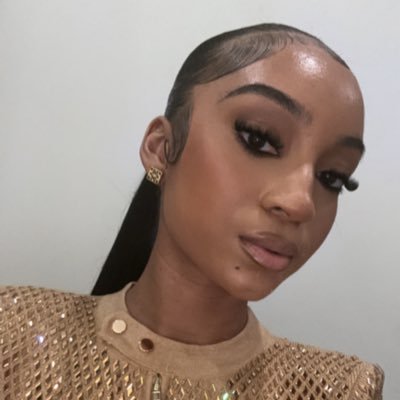 IG: morganmonroee|monroeebeautylab|monroeejewelry