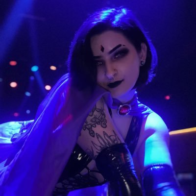 Faye ☆ 24 ☆ Content Creator ☆ Stripper ☆ Shakin ass and Smokin grass for your entertainment
